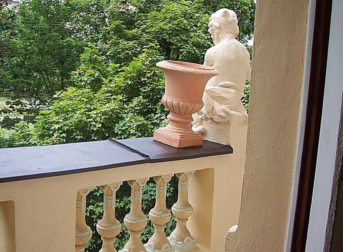 Art Nouveau Treasure Praga
